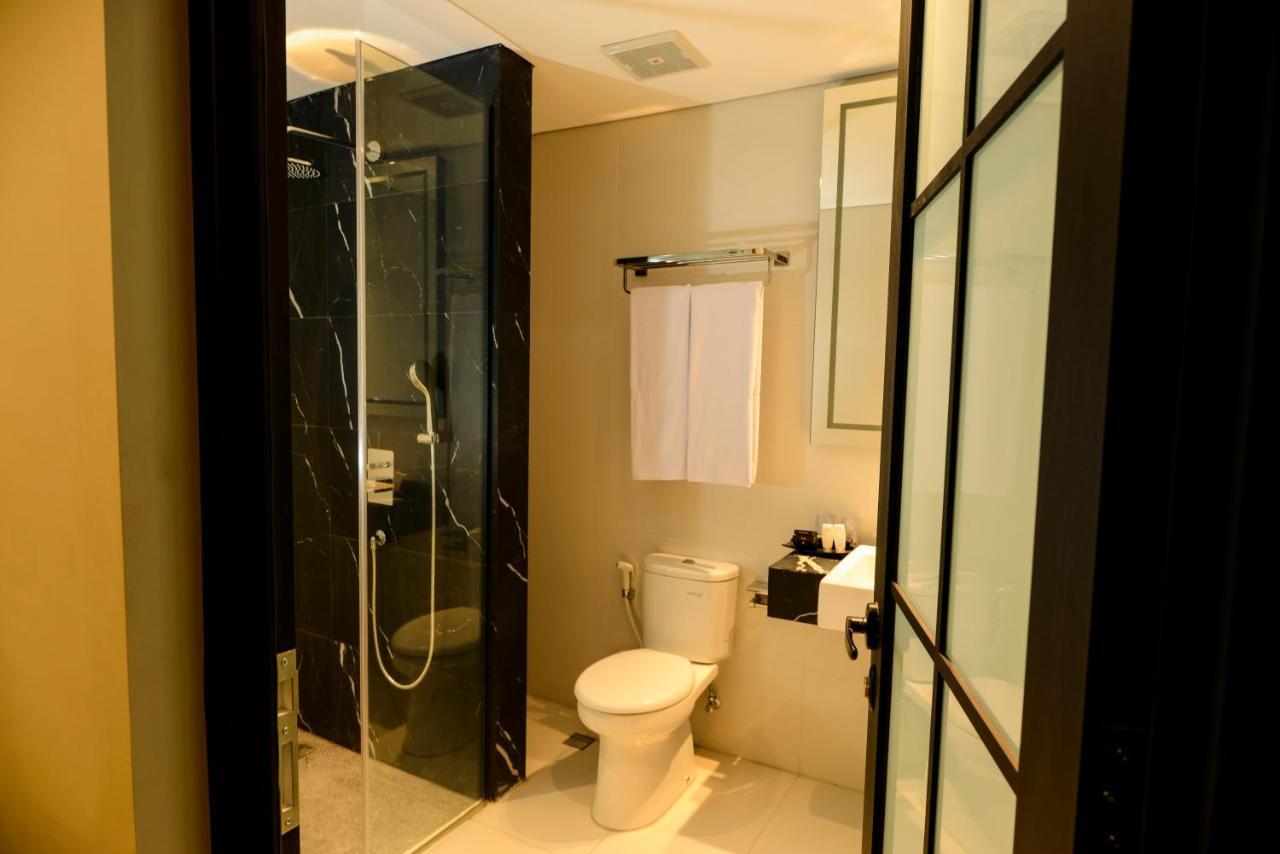 Nata Azana Hotel Solo Extérieur photo