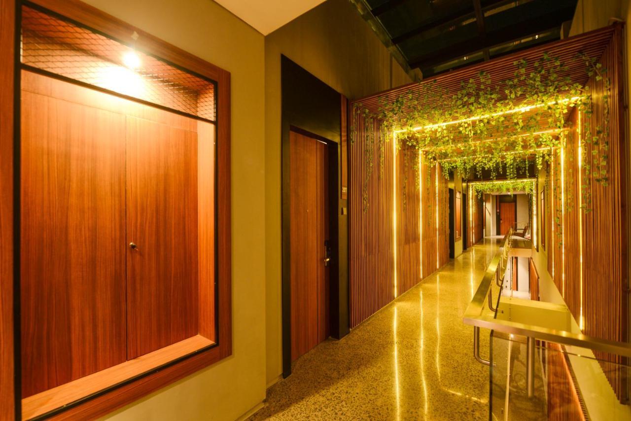 Nata Azana Hotel Solo Extérieur photo