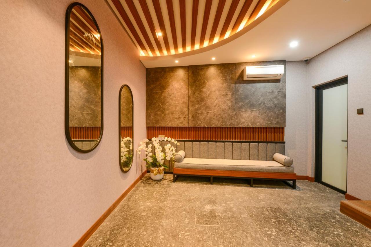 Nata Azana Hotel Solo Extérieur photo