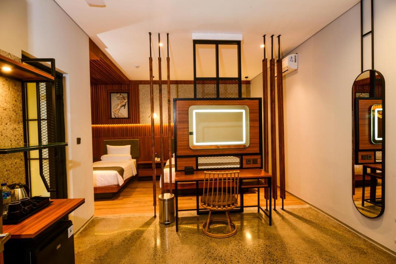 Nata Azana Hotel Solo Extérieur photo