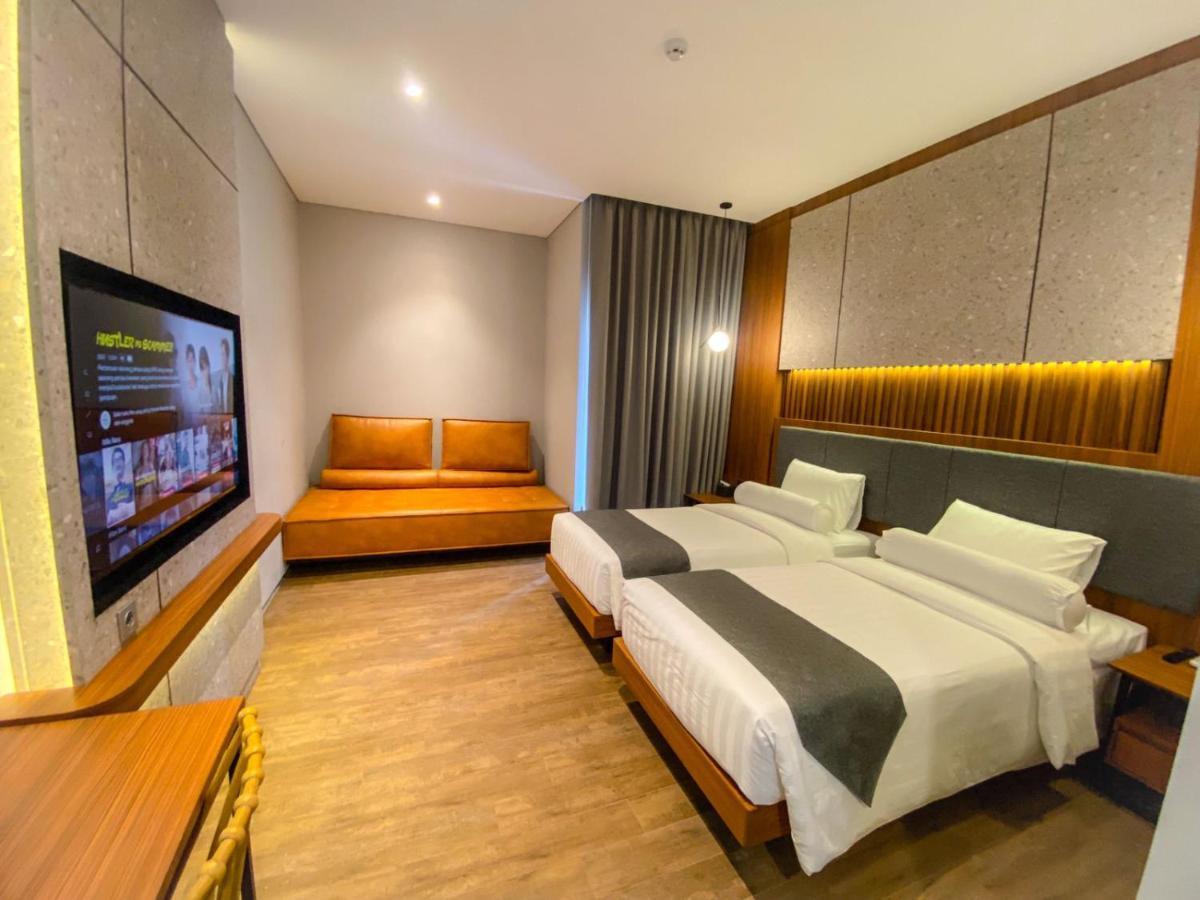 Nata Azana Hotel Solo Extérieur photo